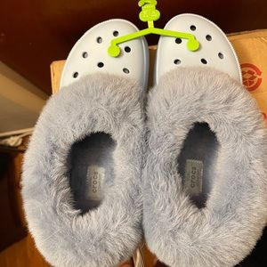 Light blue platform fuzzy crocs